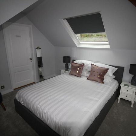 Ryefield Cottage - Luxurious Self-Catered Holiday Cottage With A Log Burner Chichester Exterior photo