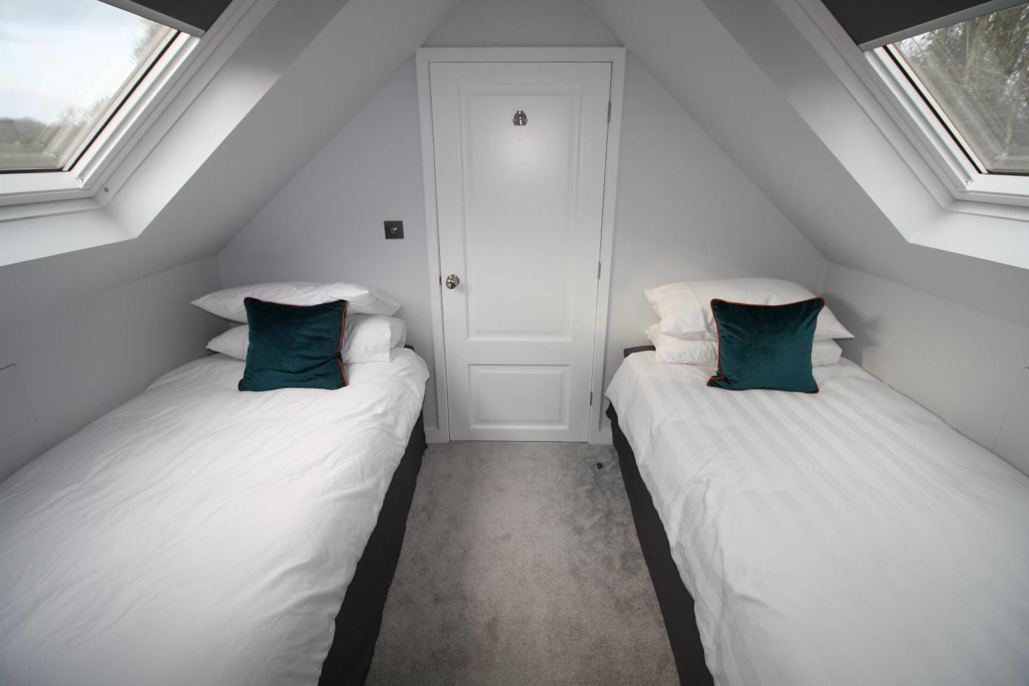 Ryefield Cottage - Luxurious Self-Catered Holiday Cottage With A Log Burner Chichester Exterior photo